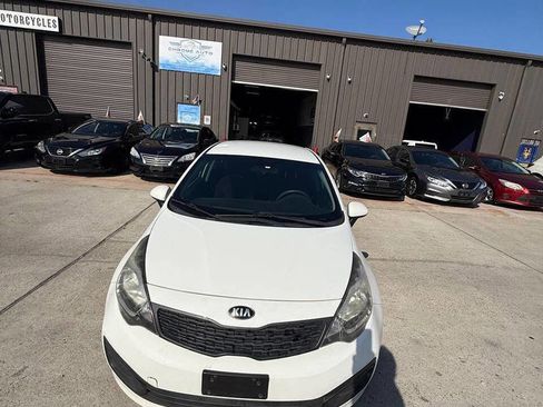 Used 2014 Kia Rio LX w/ Power Package image 11