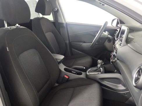 Used 2022 Hyundai Kona SEL image 30