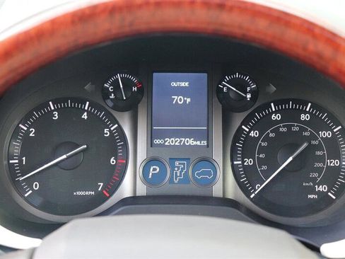 Used 2012 Lexus GX 460 image 32