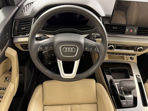 Used 2023 Audi Q5 2.0T Prestige w/ Prestige Package AWD/4WD image 13