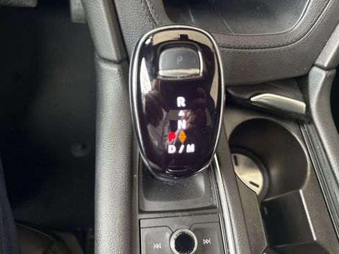 Certified 2025 Cadillac XT5 Premium Luxury image 16