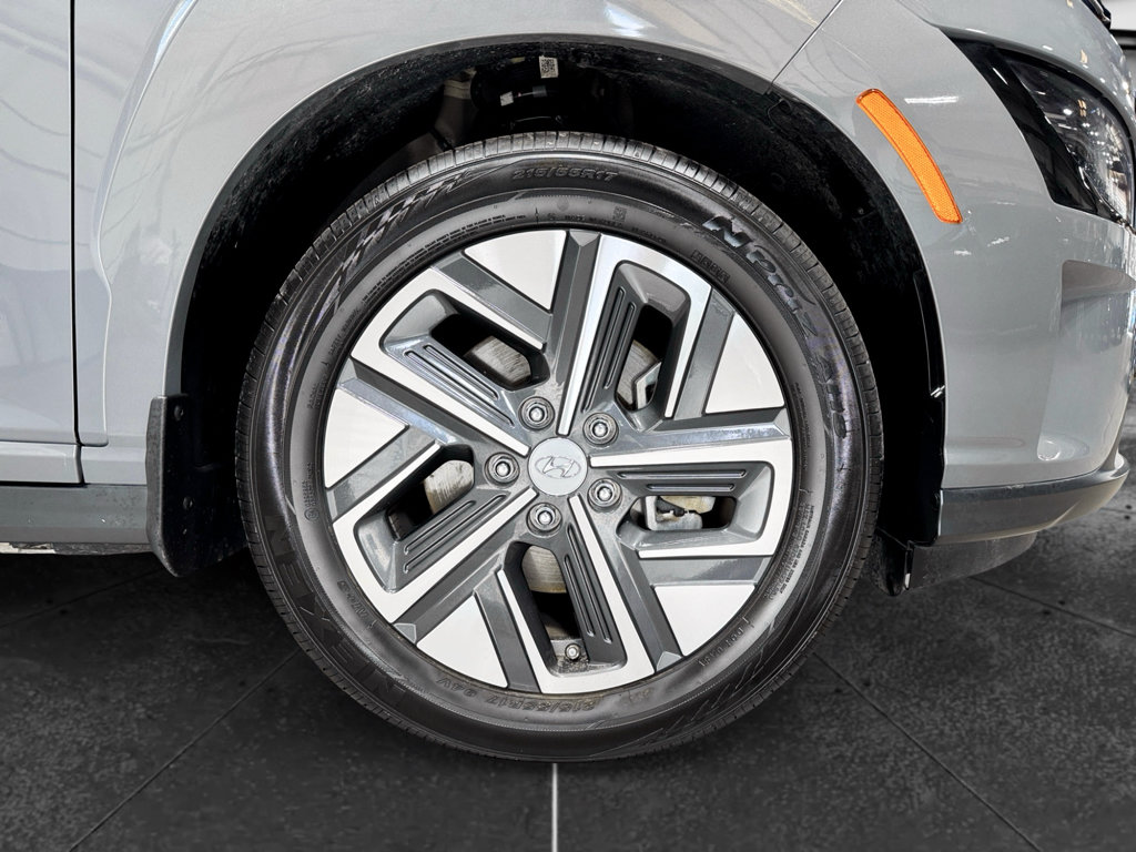 Used 2023 Hyundai Kona SE FWD image 32