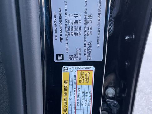 Used 2025 Chevrolet Suburban Premier image 28