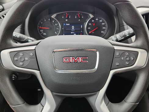 Used 2024 GMC Terrain SLE w/ Driver Convenience Package FWD image 19