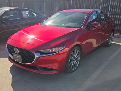 Used 2024 MAZDA MAZDA3 s image 2