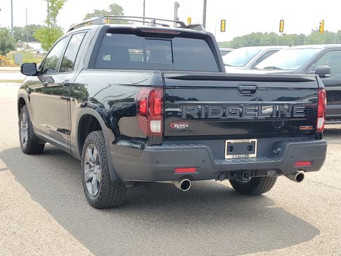 Certified 2025 Honda Ridgeline TrailSport image 2