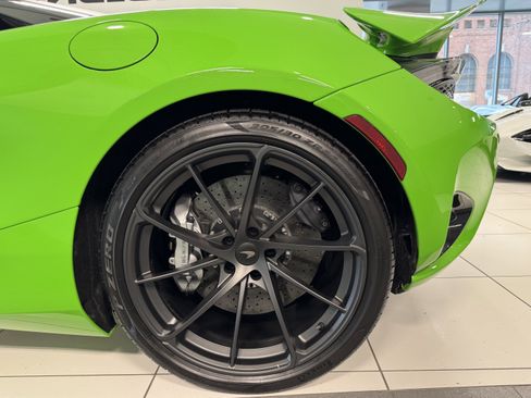 Used 2026 McLaren 750S Spider image 22