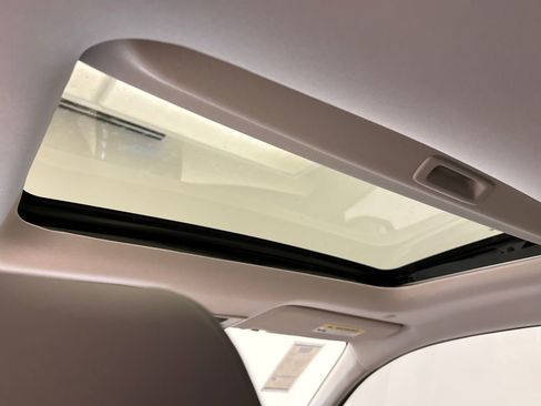 New 2026 Honda HR-V EX-L image 13