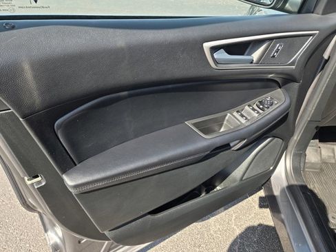 Used 2023 Ford Edge SEL w/ Convenience Package image 38