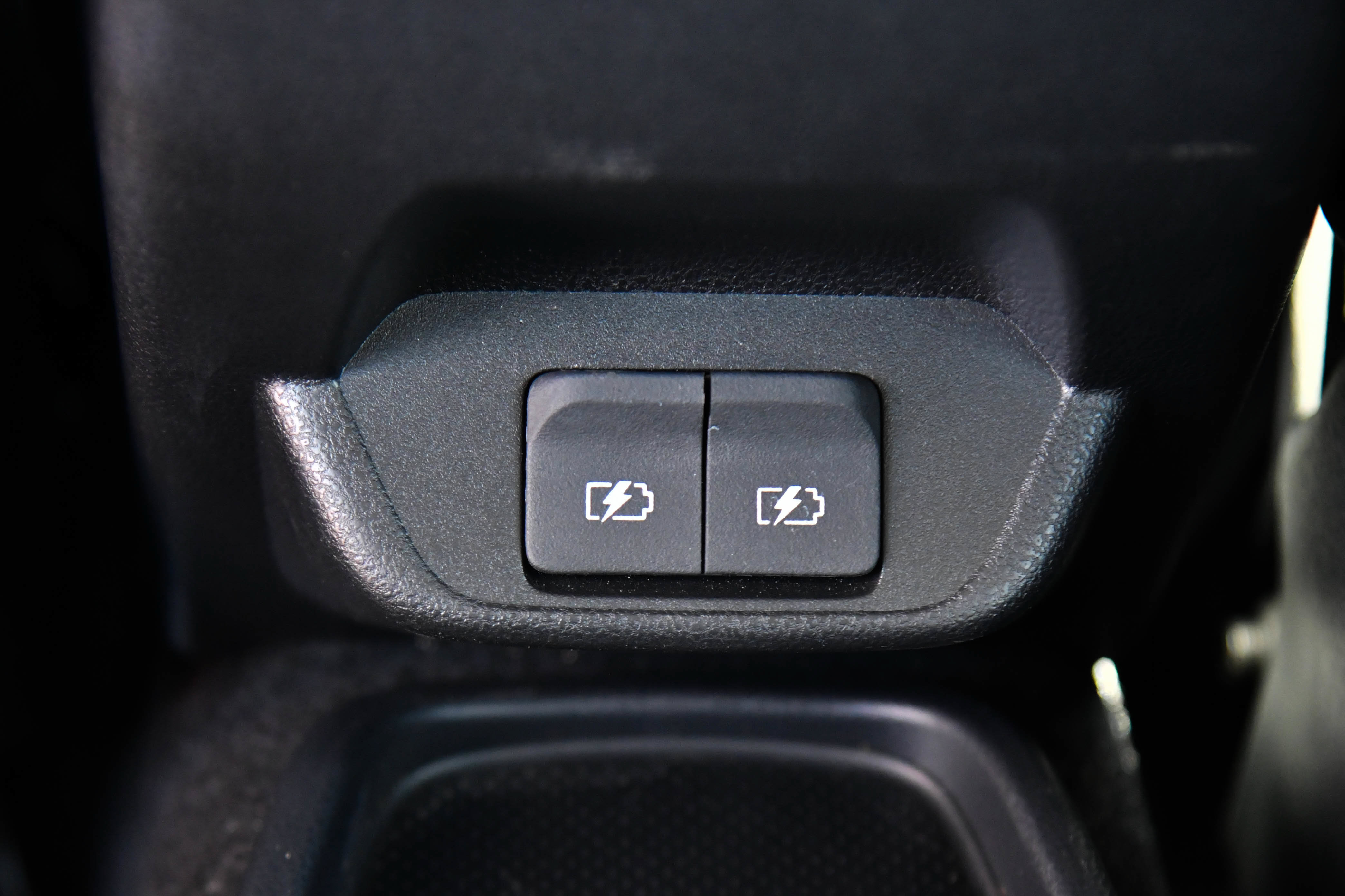 Used 2025 Nissan Leaf SV Plus FWD image 43