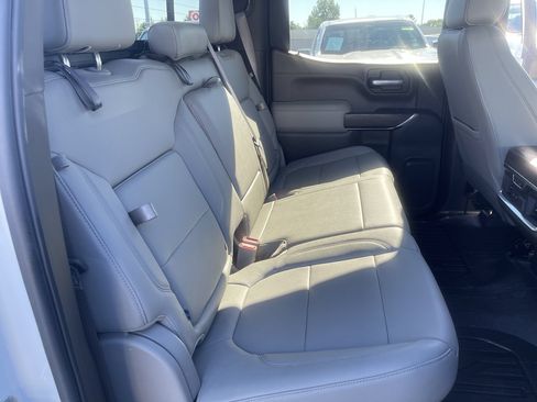 Used 2021 GMC Sierra 1500 SLT w/ SLT Premium Plus Package AWD/4WD image 28