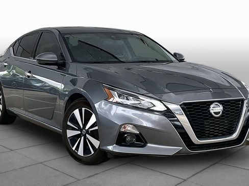 Used 2019 Nissan Altima 2.5 SL FWD image 3