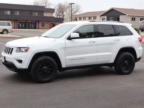 Used 2016 Jeep Grand Cherokee Laredo w/ Quick Order Package 23E image 10