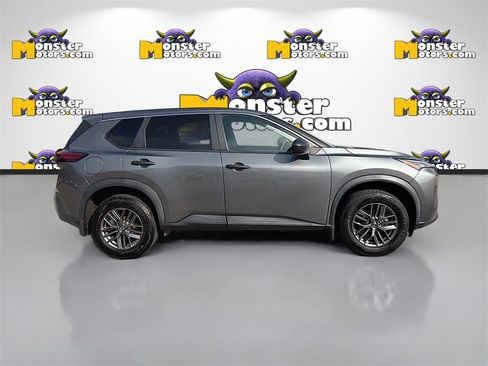Used 2021 Nissan Rogue S image 4