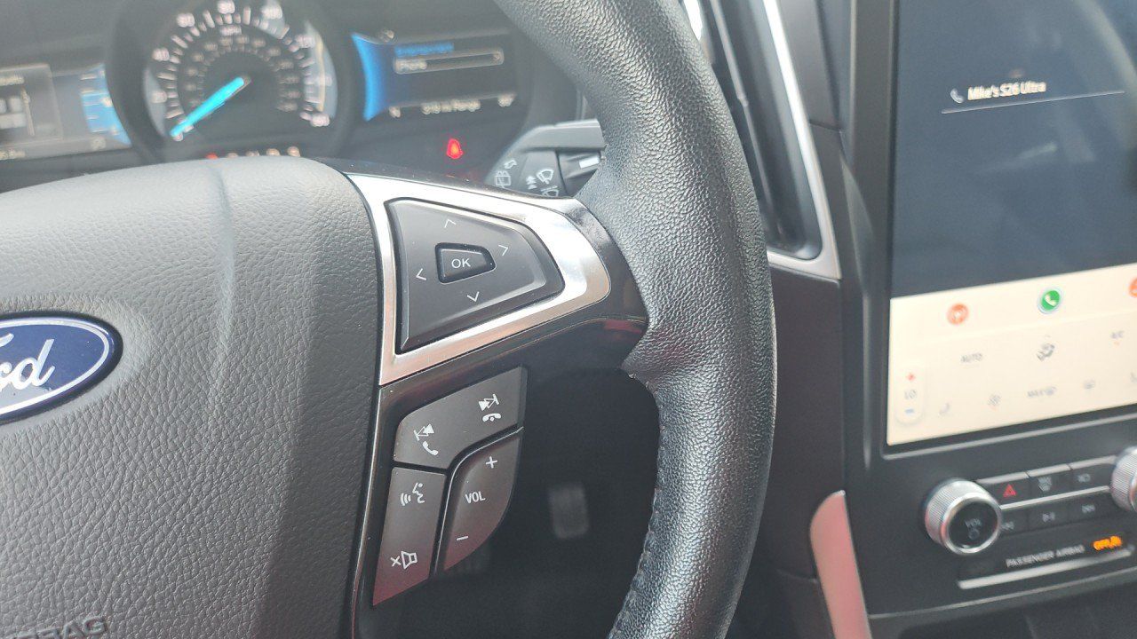 Used 2024 Ford Edge SEL AWD/4WD image 18