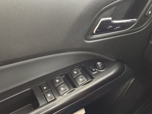 Used 2020 Chevrolet Colorado Z71 AWD/4WD image 15