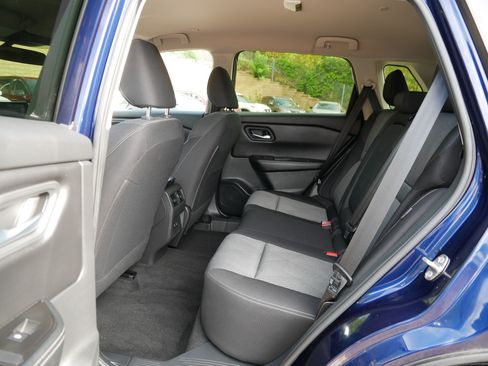 Certified 2024 Nissan Rogue SV AWD/4WD image 35
