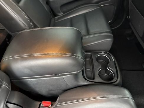 Used 2022 Dodge Durango Citadel image 18