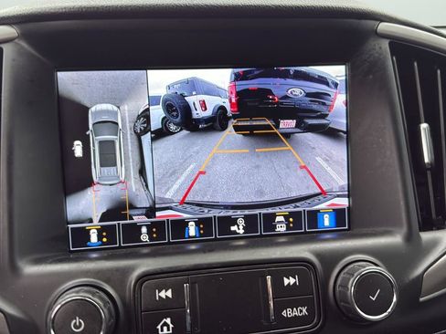 Used 2022 GMC Terrain AT4 w/ Tech Package image 17