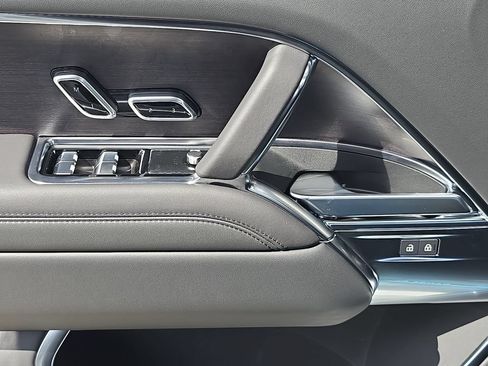 New 2026 Land Rover Range Rover SE AWD/4WD image 29