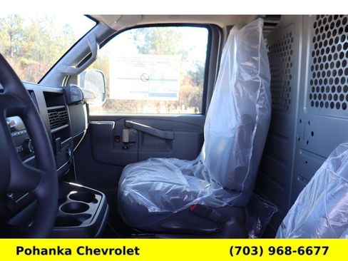 New 2025 Chevrolet Express 2500 w/ Driver Convenience Package image 17