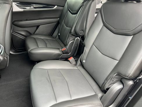 Certified 2025 Cadillac XT6 Premium Luxury image 12