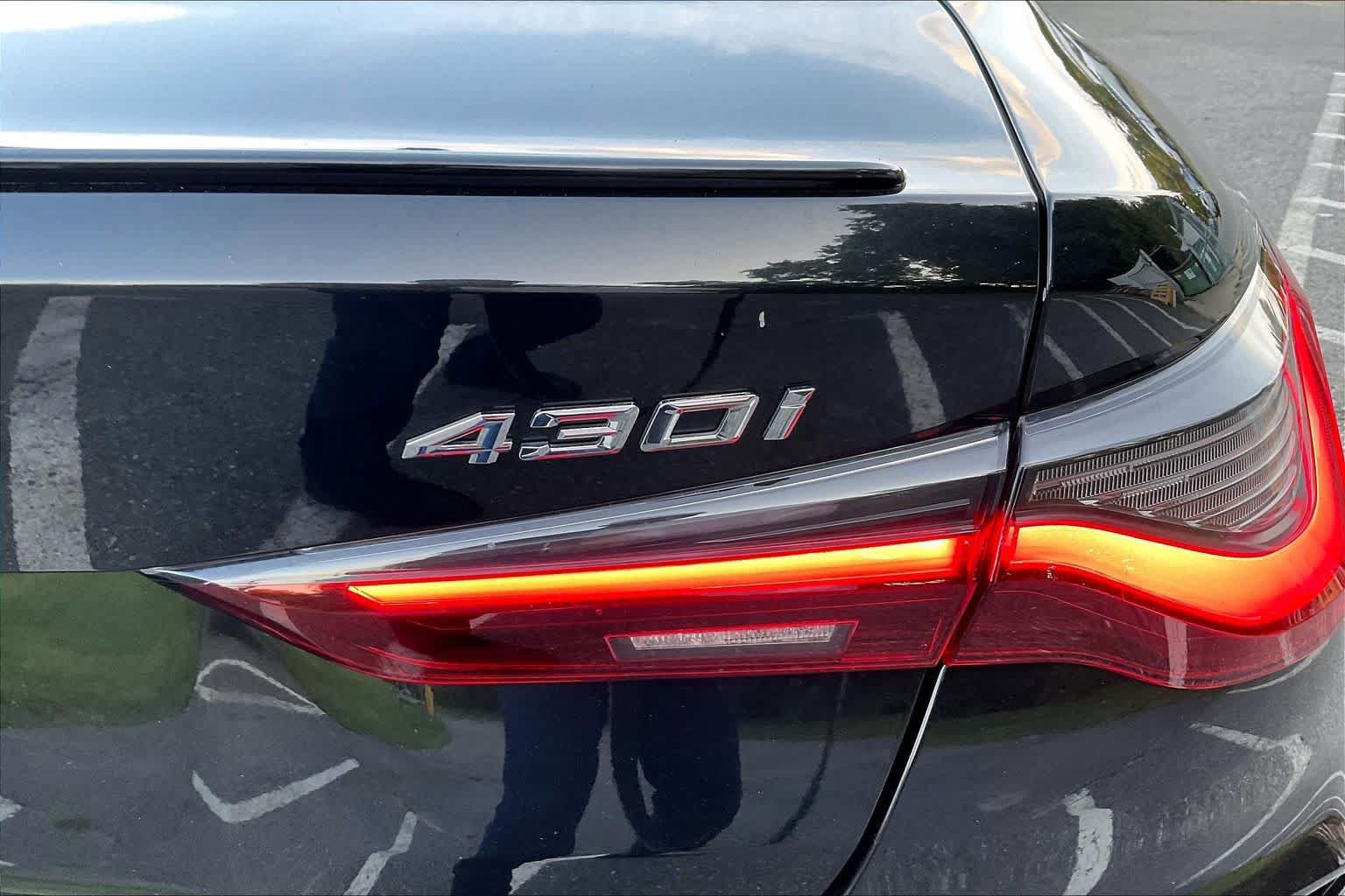 Used 2024 BMW 430i xDrive Coupe w/ M Sport Package AWD/4WD image 9