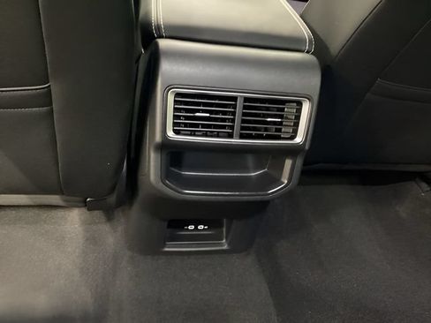 Certified 2024 Volkswagen Atlas Cross Sport SE w/ Adventure Package AWD/4WD image 13
