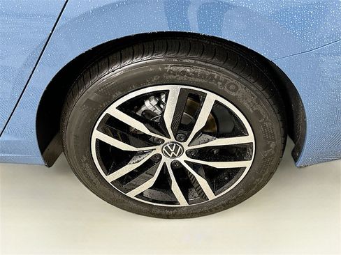 New 2026 Volkswagen Jetta SE image 24