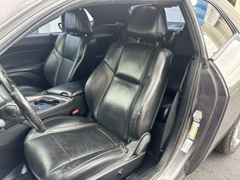 Used 2016 Dodge Challenger R/T Plus image 13