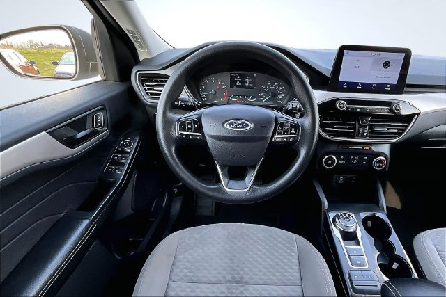 Used 2022 Ford Escape SE FWD image 8