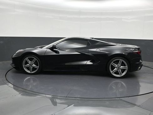 Used 2026 Chevrolet Corvette Stingray Convertible w/ 1LT RWD image 2