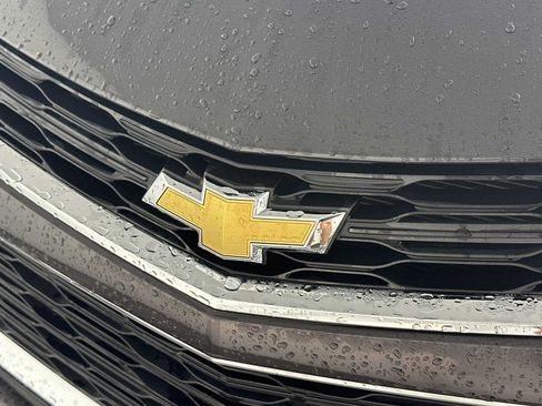 Used 2017 Chevrolet Cruze LT w/ Convenience Package FWD image 13