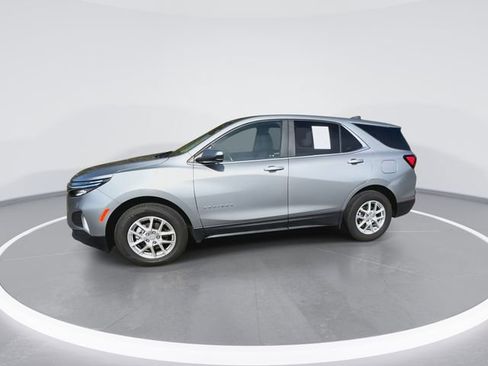 Used 2024 Chevrolet Equinox LT AWD/4WD image 6