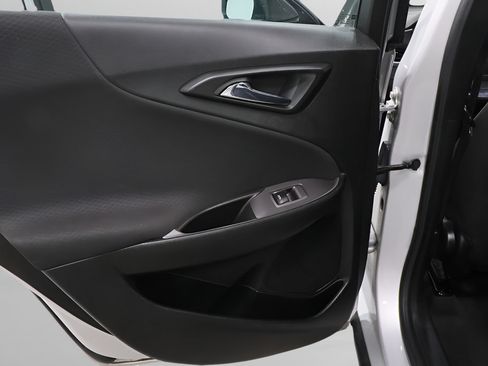 Used 2021 Chevrolet Malibu LS FWD image 23
