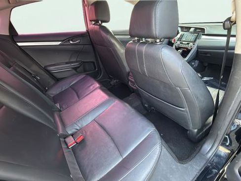 Used 2016 Honda Civic Touring image 24