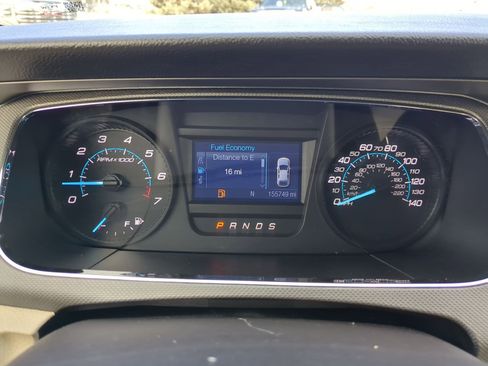 Used 2015 Ford Taurus SE image 15