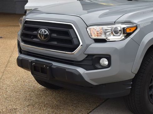 Used 2021 Toyota Tacoma SR5 image 38