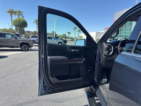 Used 2021 GMC Sierra 1500 Denali w/ Denali Ultimate Package AWD/4WD image 12