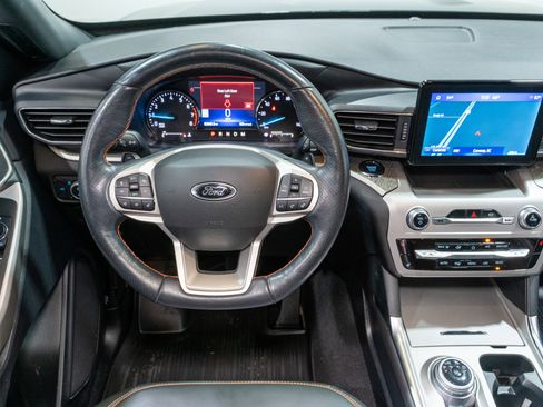 Used 2022 Ford Explorer Timberline image 11