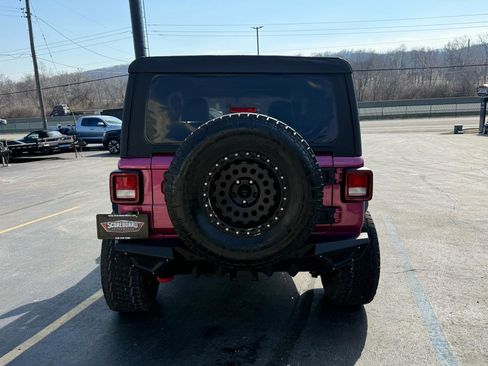 Used 2021 Jeep Wrangler Rubicon w/ Cold Weather Group image 4