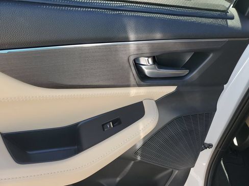 Certified 2024 Acura MDX SH-AWD w/ Advance Package image 19