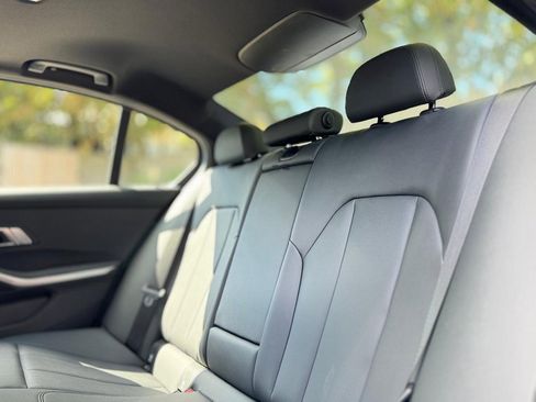 Used 2020 BMW 330i xDrive Sedan w/ Convenience Package image 18