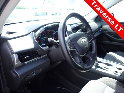 Used 2018 Chevrolet Traverse LT w/ LPO, Floor Liner Package image 14