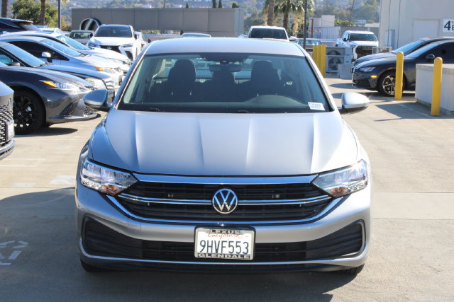 Used 2023 Volkswagen Jetta S FWD image 2