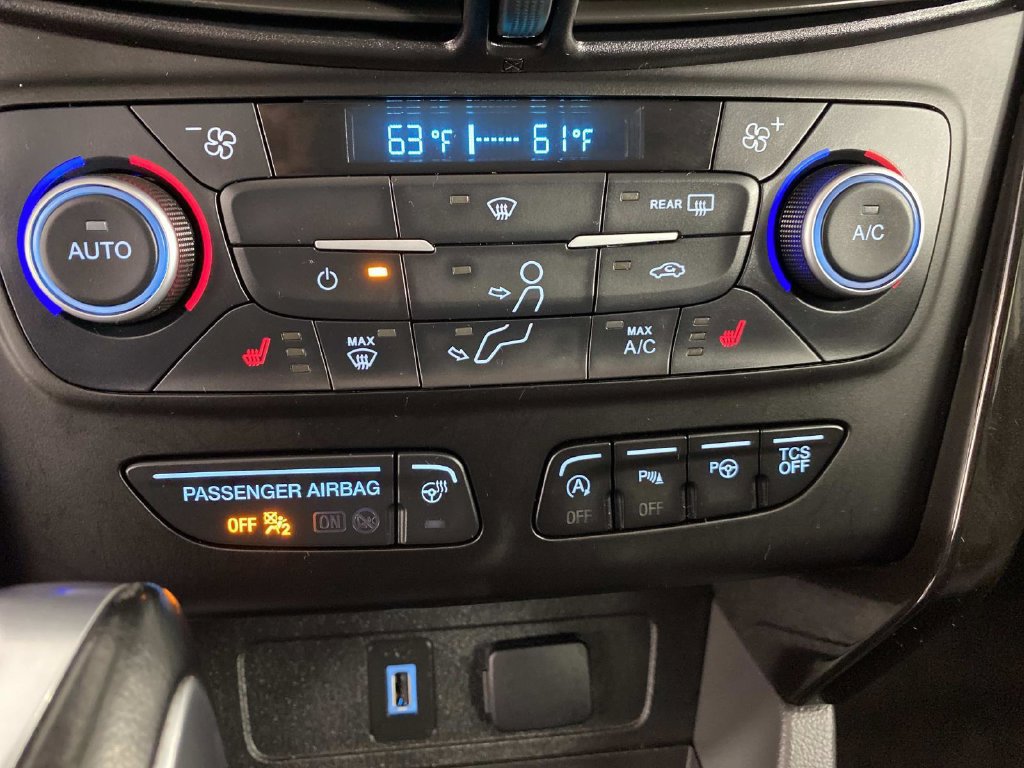 Used 2018 Ford Escape Titanium AWD/4WD image 23