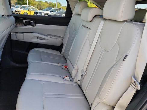 New 2026 Kia Sorento S image 15