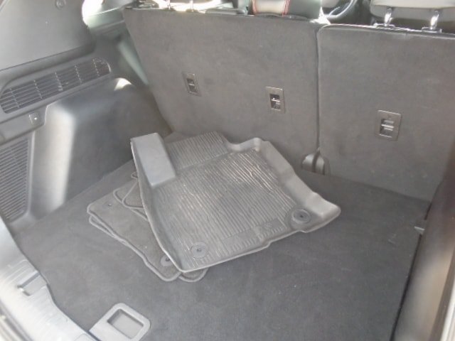 Used 2024 Ford Escape ST-Line w/ Tech Pack #1 AWD/4WD image 9