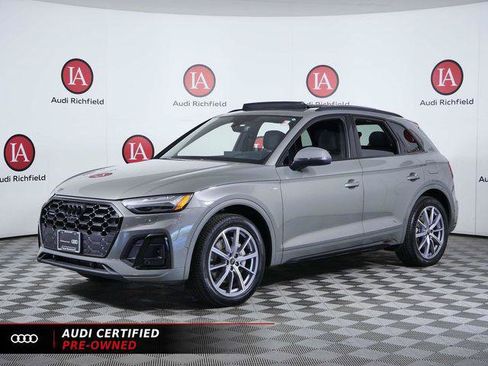 Certified 2023 Audi Q5 e Prestige AWD/4WD image 4