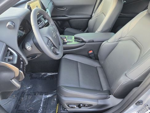 New 2026 Lexus UX 300h AWD image 6